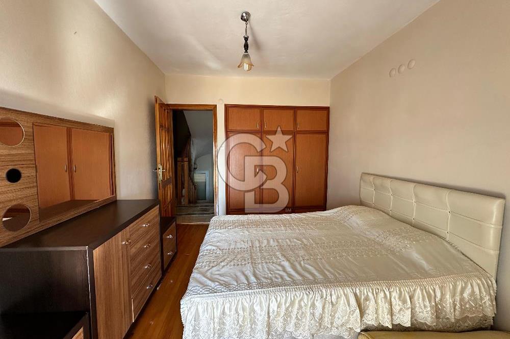 Seferihisar Akarca'da Panoramik Deniz Manzaralı 3+1 Villa