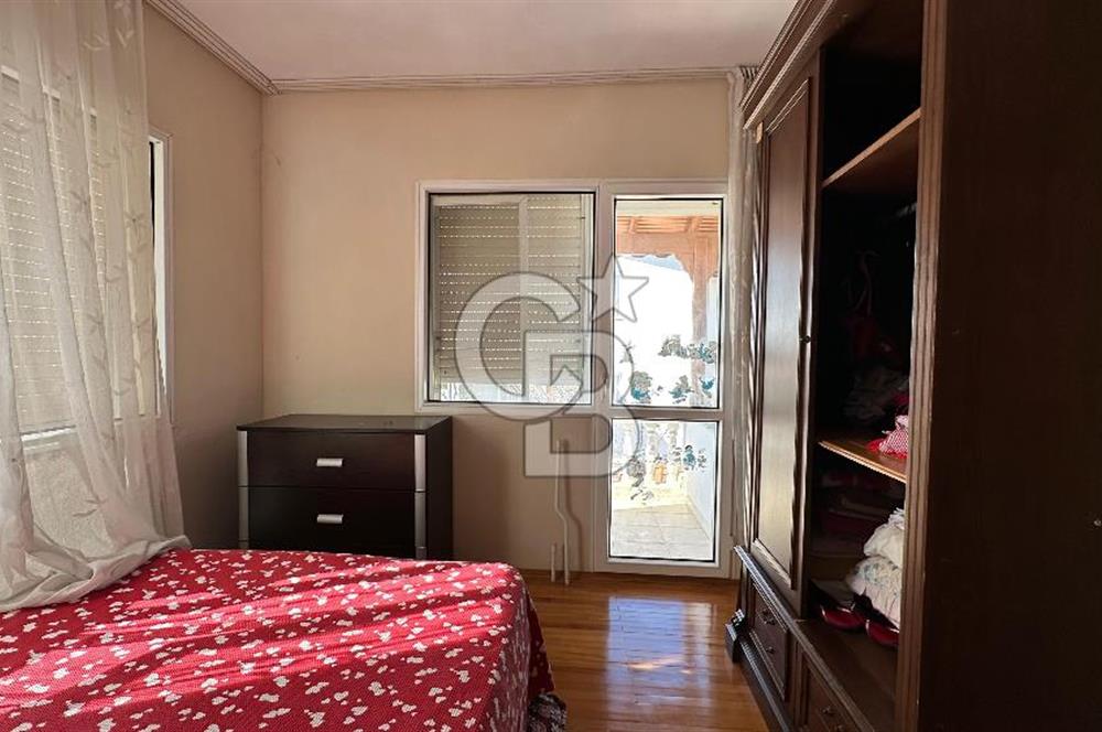 Seferihisar Akarca'da Panoramik Deniz Manzaralı 3+1 Villa