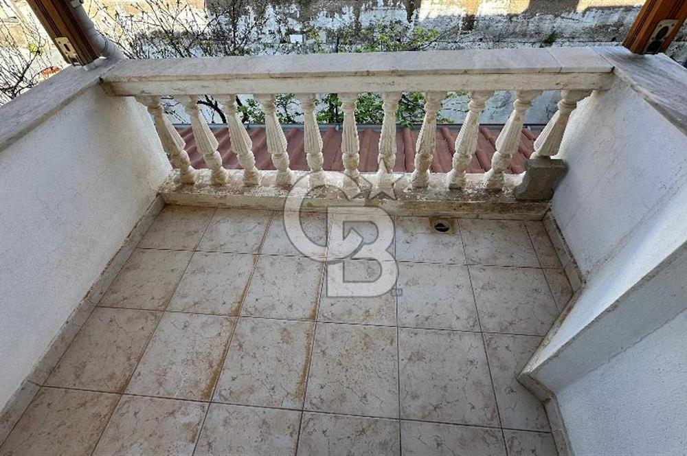 Seferihisar Akarca'da Panoramik Deniz Manzaralı 3+1 Villa