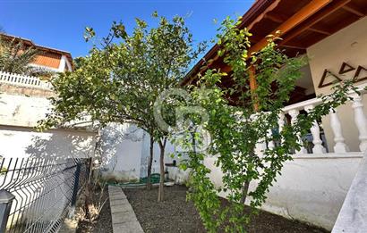 Seferihisar Akarca'da Panoramik Deniz Manzaralı 3+1 Villa