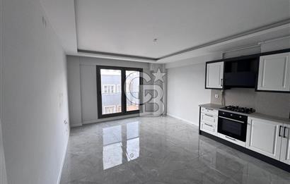MURADİYE'DE CADDE ÜZERİ FERAH 2+1 SATILIK DAİRE