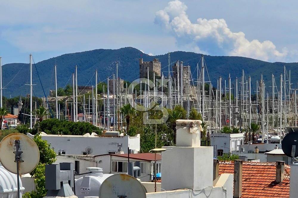 BODRUM YENİKÖY'DE MARİNA MANZARALI TİCARİ KULLANIMA UYGUN 2+1