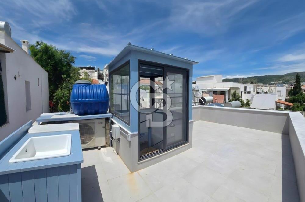 BODRUM YENİKÖY'DE MARİNA MANZARALI TİCARİ KULLANIMA UYGUN 2+1