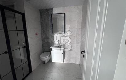 MURADİYE'DE CADDE ÜZERİ FERAH 2+1 SATILIK DAİRE