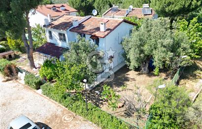               Ayvalık Sahilkent Mahallesi’nde Site İçerisinde Bahçeli Villa