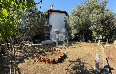               Ayvalık Sahilkent Mahallesi’nde Site İçerisinde Bahçeli Villa