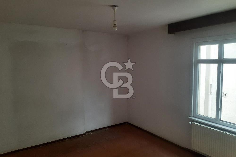 Pendik Esenyalı’da Kiralık 3+1 Daire