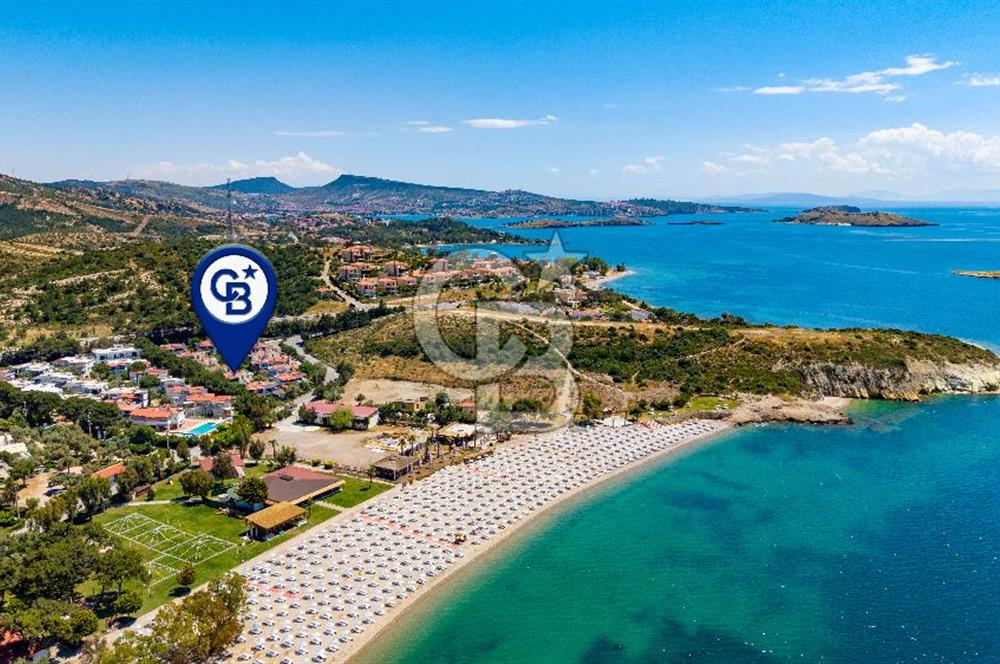 Foça Uluca Sitesinde Satılık Bahçeli 4+1 Villa