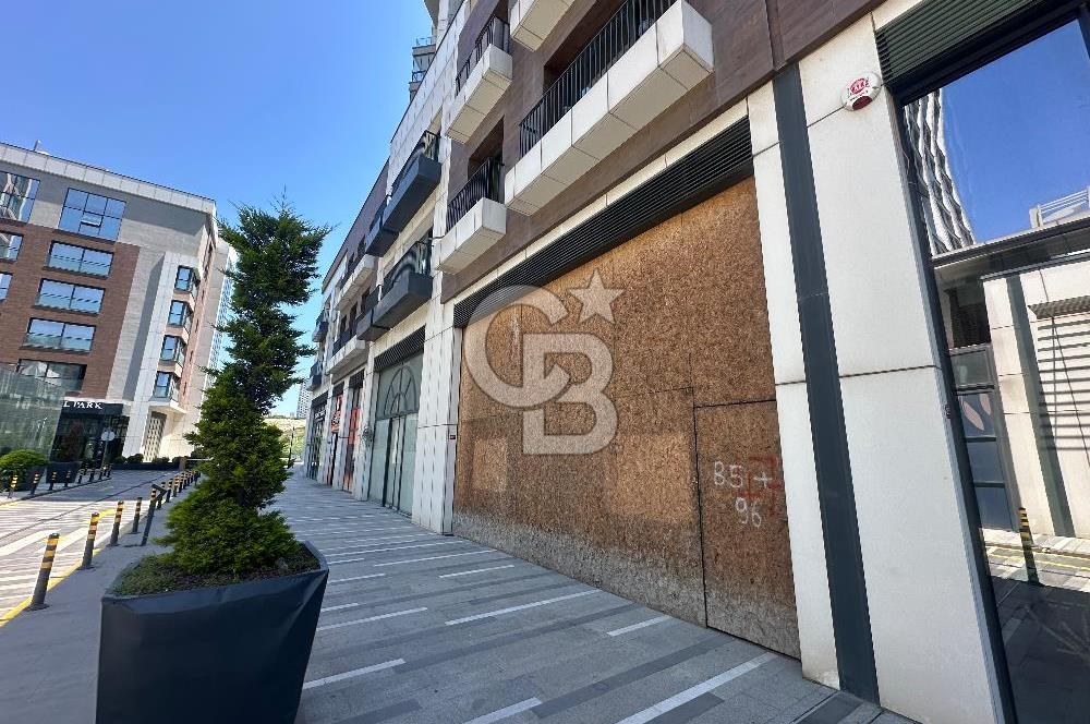Bahçeşehir Park Avm Sitesi 220 m2 Satılık Dükkan