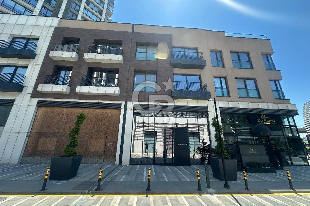 Bahçeşehir Park Avm Sitesi 220 m2 Satılık Dükkan