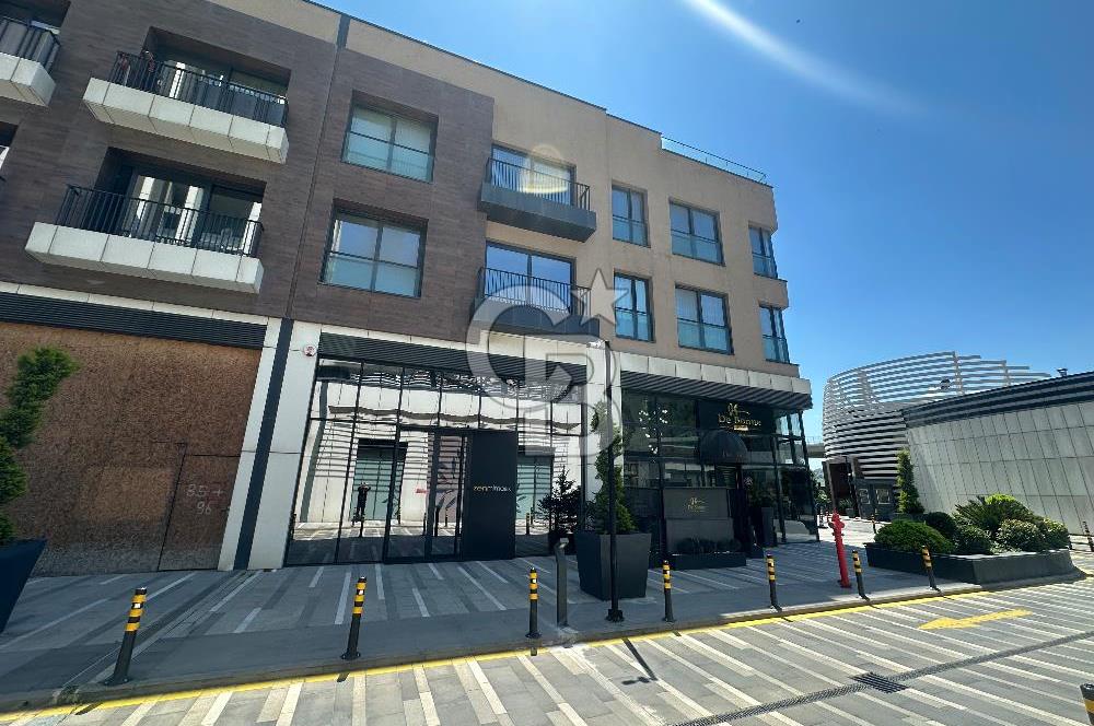 Bahçeşehir Park Avm Sitesi 220 m2 Satılık Dükkan