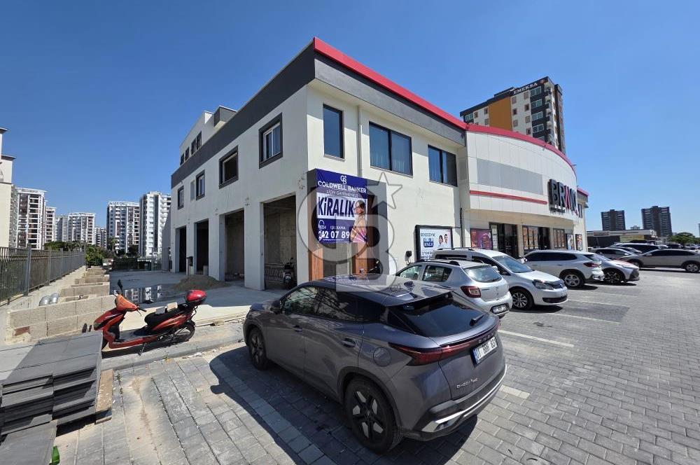 Gürselpaşa'da Kiralık 80.000 TL Geniş Mağaza ve Dükkan