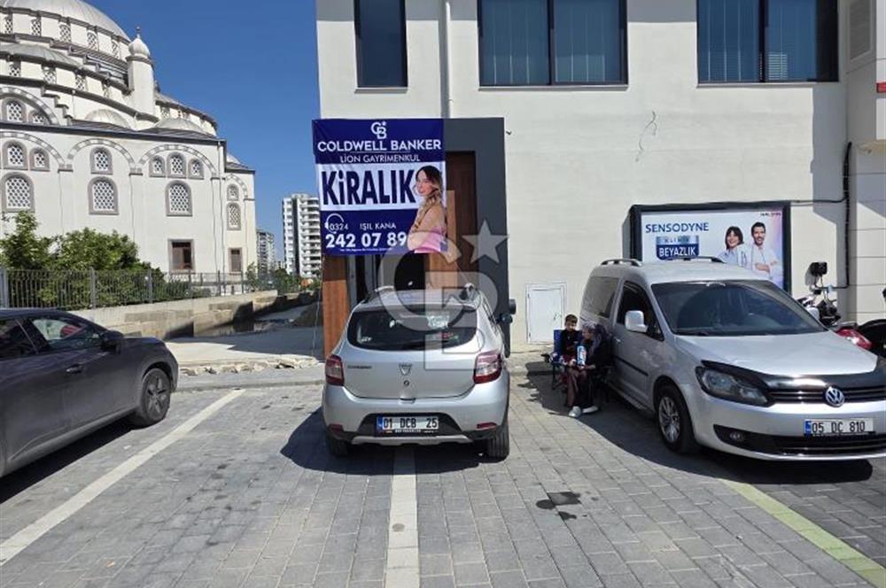 Gürselpaşa'da Kiralık 80.000 TL Geniş Mağaza ve Dükkan