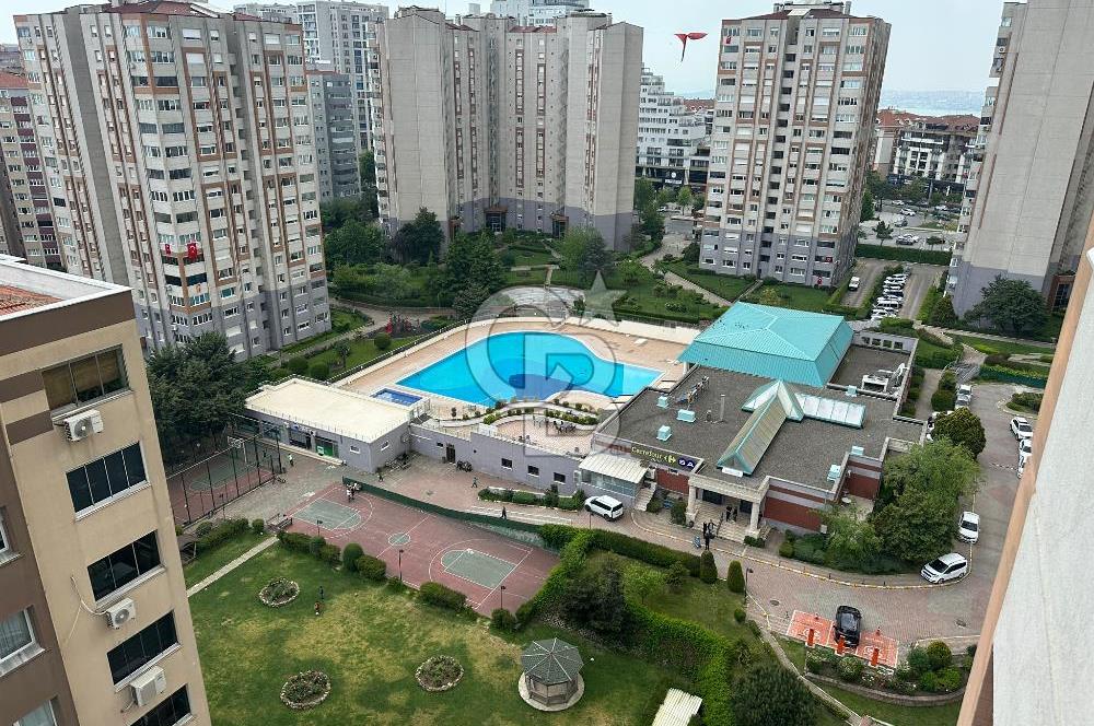 PARLEMENTERLER SİTESİ BOŞ SATILIK DENİZ VE HAVUZ MANZARALI