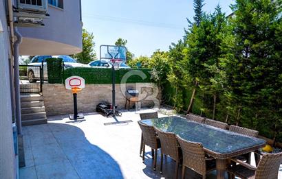 Çukurova Kabasakalda Satılık Lüks Bahçe Tripleks Villa