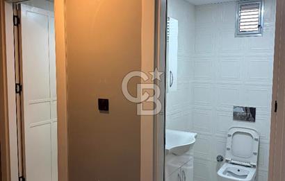 Seyhan Kiza İş Merkezi'nde Kiralık 3+1 Hazır Ofis