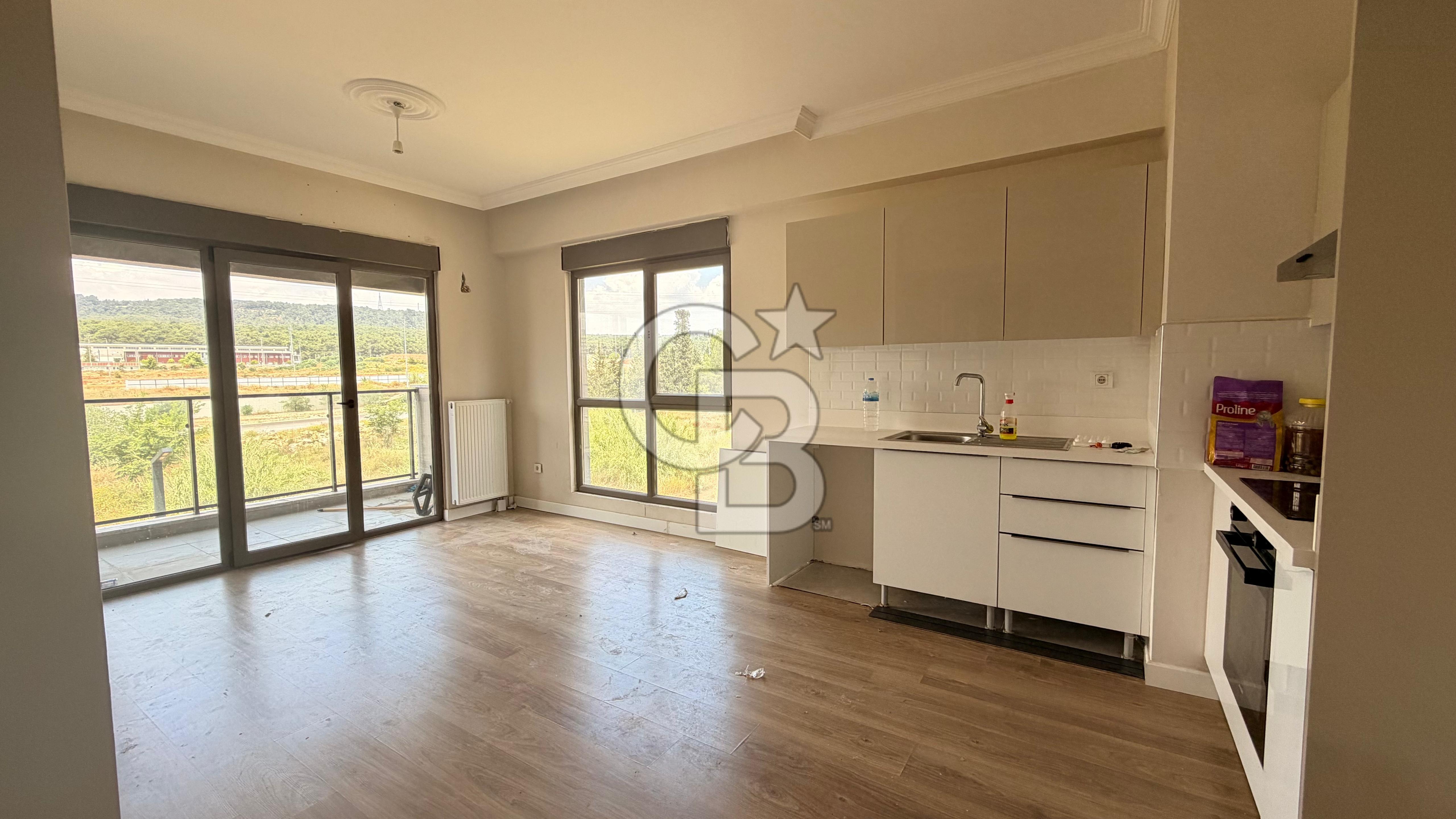 SURYAPI KÌRALIK 2+1 DAİRE 
