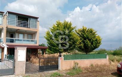 ALTINOVADA DENİZ MANZARALI MÜSTAKİL VİLLA