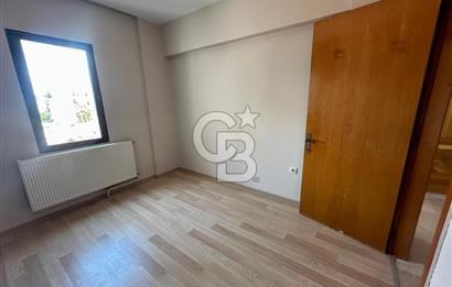 Bostanlı Merkezi Lokasyonda Sahile Yakın 3+1 Satılık Daire
