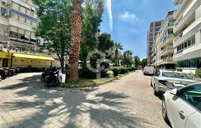 Bostanlı Merkezi Lokasyonda Sahile Yakın 3+1 Satılık Daire