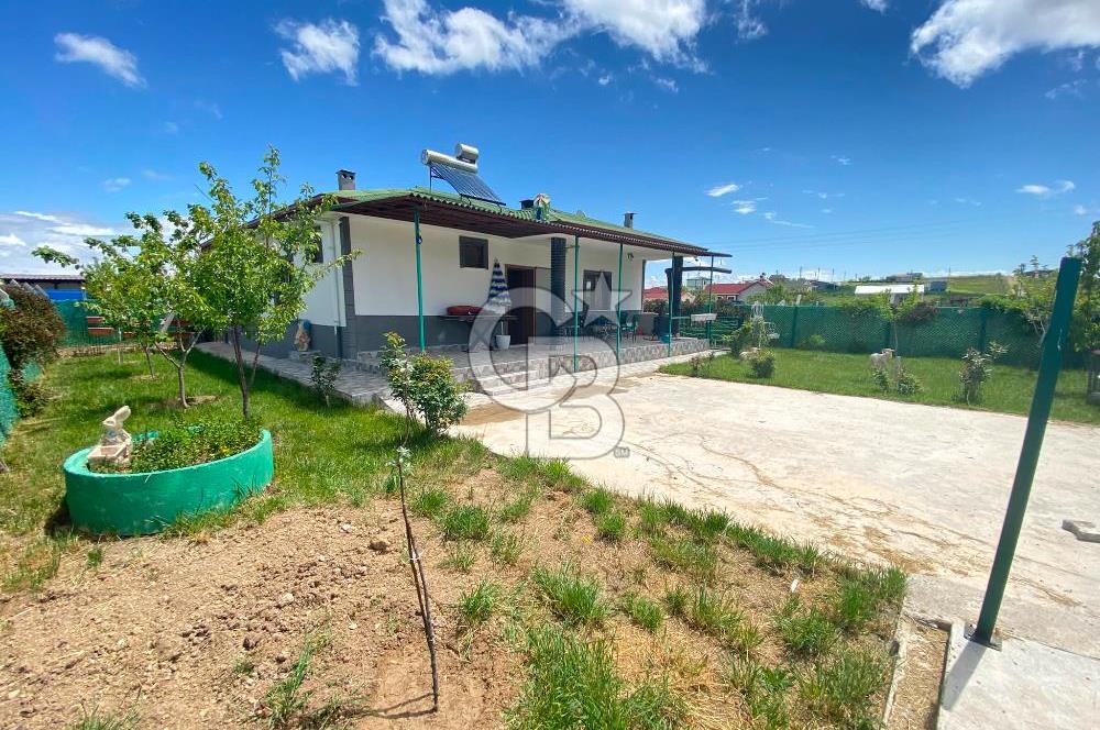Satılık İmarlı Arsa ve 2+1 Müstakil Ev