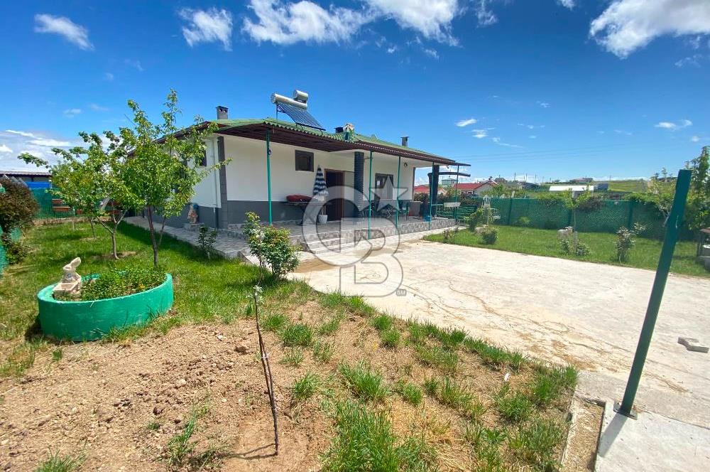 Satılık İmarlı Arsa ve 2+1 Müstakil Ev
