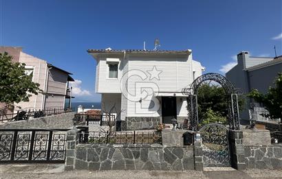 Mudanya Halitpaşa'da Deniz Manzaralı 5+1 Bahçe Tripleks