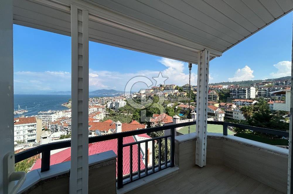 Mudanya Halitpaşa'da Deniz Manzaralı 5+1 Bahçe Tripleks