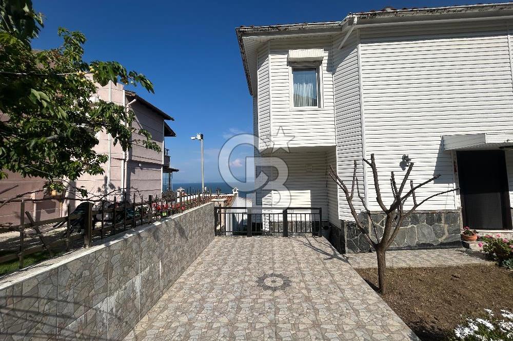 Mudanya Halitpaşa'da Deniz Manzaralı 5+1 Bahçe Tripleks