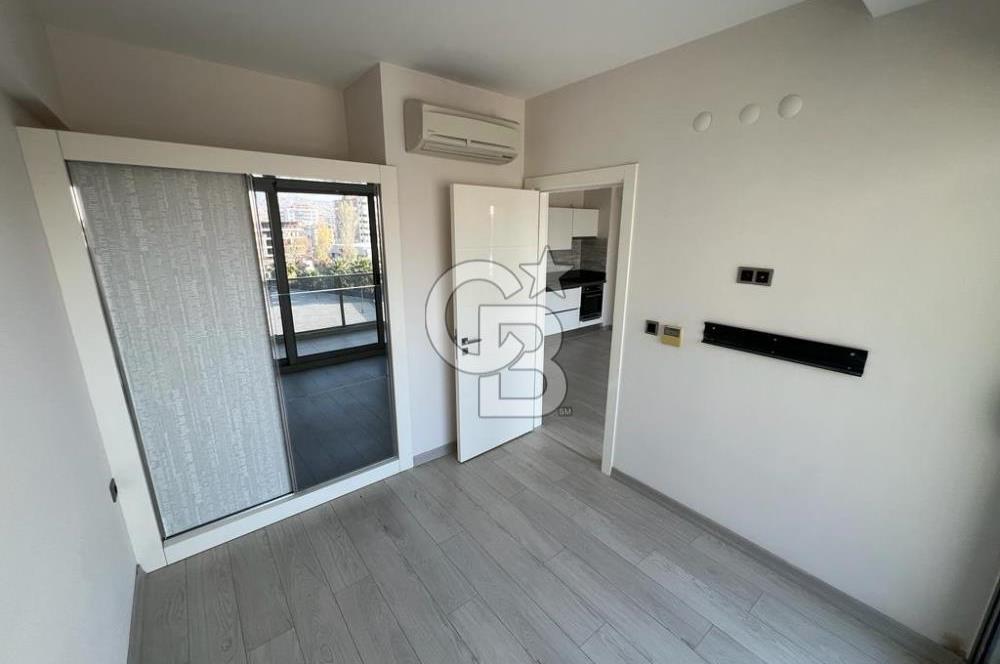Bornova Lobi Parlas'da Kiralık 1+1 Daire