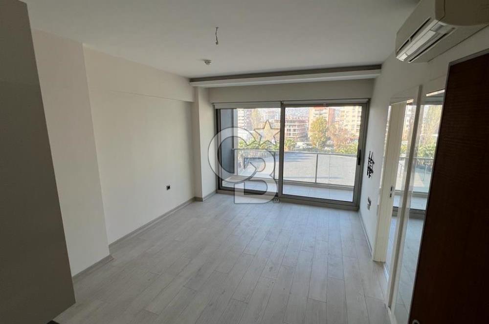 Bornova Lobi Parlas'da Kiralık 1+1 Daire