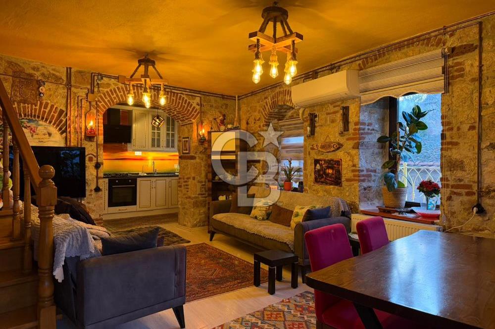AYVALIK MACARON MAHALLESİNDE TARİHİ RUHUYLA RUHSATLI KONUK EVİ