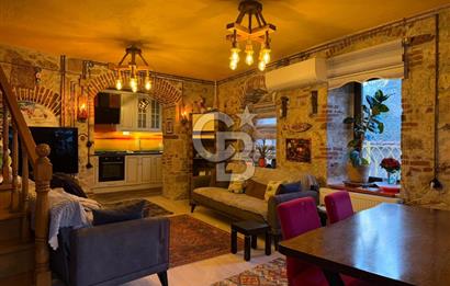 AYVALIK MACARON MAHALLESİNDE TARİHİ RUHUYLA RUHSATLI KONUK EVİ