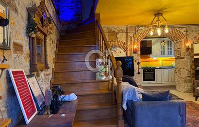 AYVALIK MACARON MAHALLESİNDE TARİHİ RUHUYLA RUHSATLI KONUK EVİ