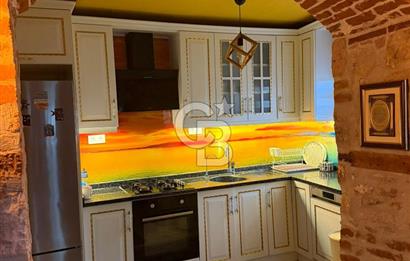 AYVALIK MACARON MAHALLESİNDE TARİHİ RUHUYLA RUHSATLI KONUK EVİ