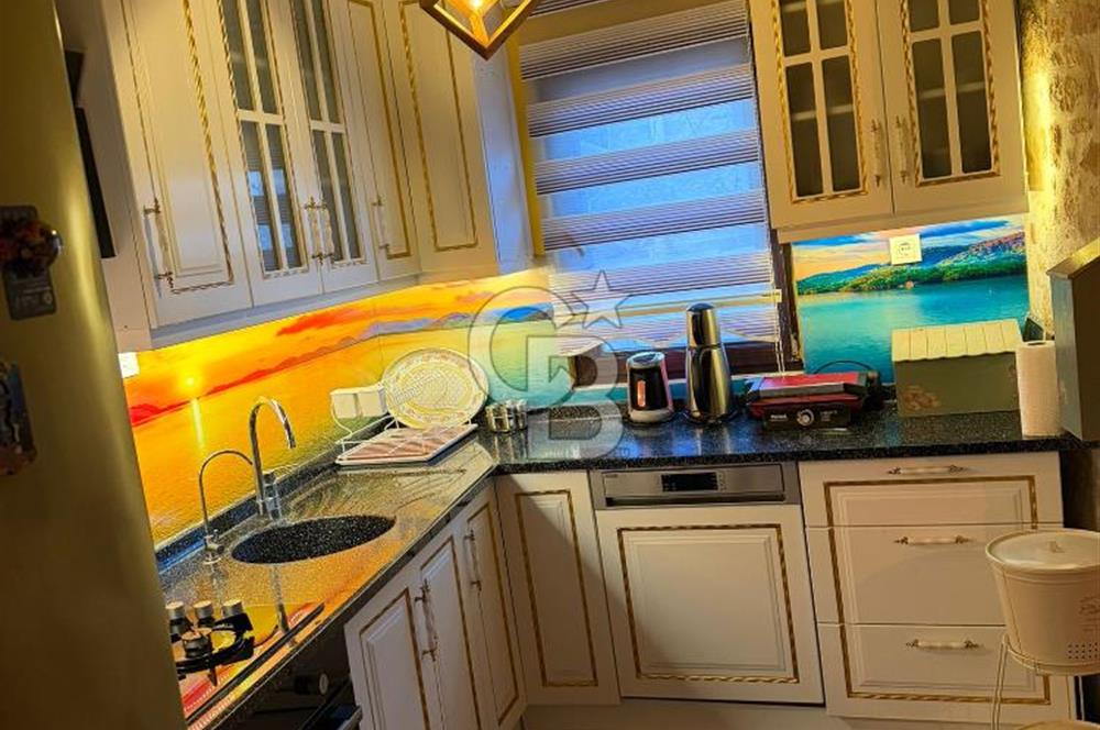 AYVALIK MACARON MAHALLESİNDE TARİHİ RUHUYLA RUHSATLI KONUK EVİ