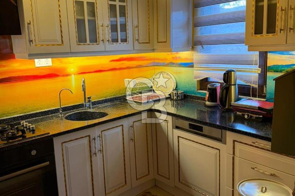 AYVALIK MACARON MAHALLESİNDE TARİHİ RUHUYLA RUHSATLI KONUK EVİ