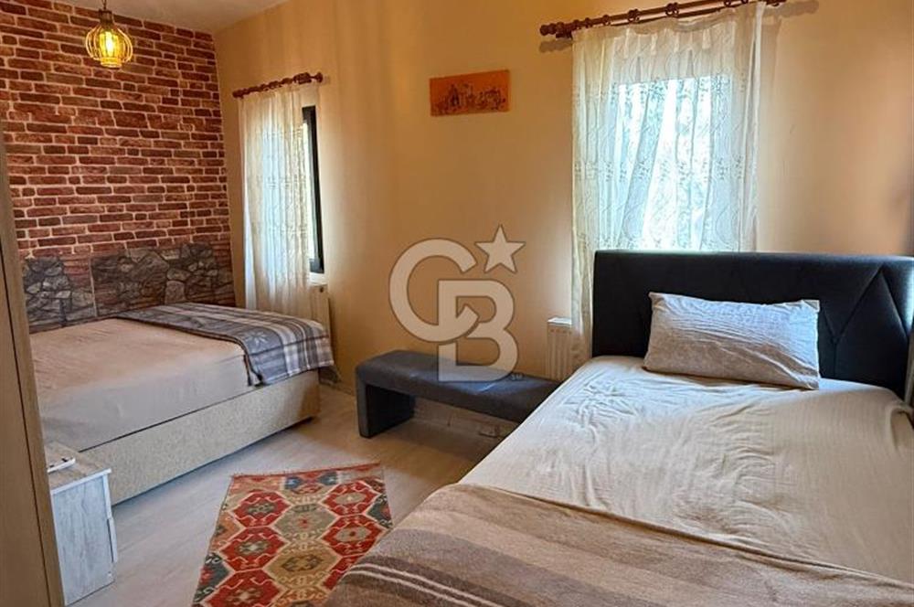 AYVALIK MACARON MAHALLESİNDE TARİHİ RUHUYLA RUHSATLI KONUK EVİ