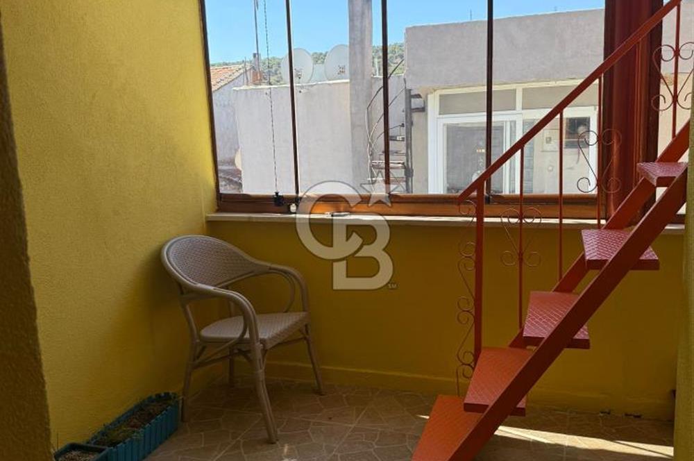 AYVALIK MACARON MAHALLESİNDE TARİHİ RUHUYLA RUHSATLI KONUK EVİ