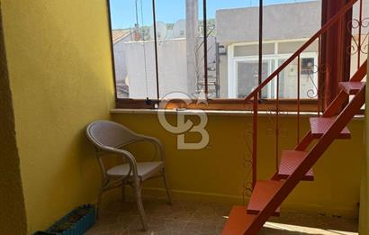 AYVALIK MACARON MAHALLESİNDE TARİHİ RUHUYLA RUHSATLI KONUK EVİ