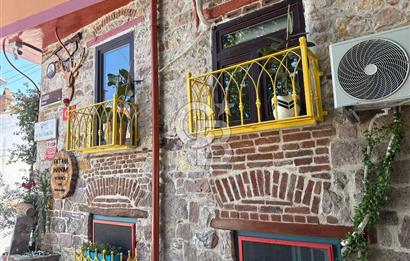 AYVALIK MACARON MAHALLESİNDE TARİHİ RUHUYLA RUHSATLI KONUK EVİ