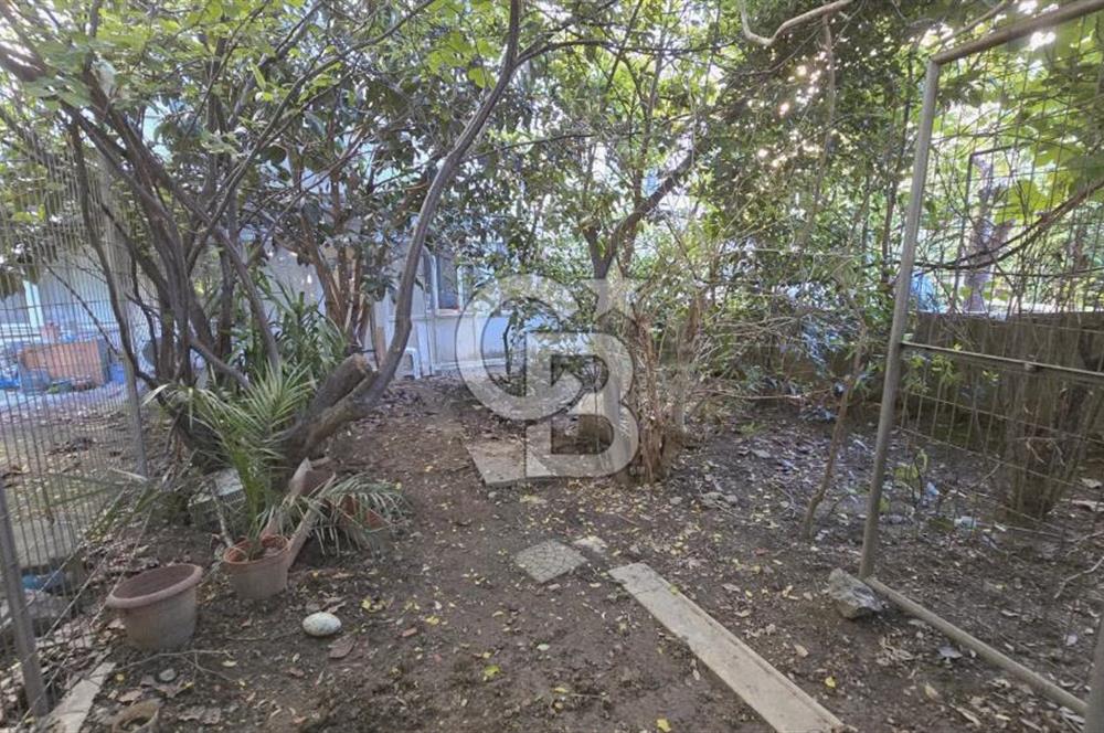 ÜSKÜDAR BAĞLARBAŞINDA BAHÇELİ 2+1 SATILIK DAİRE