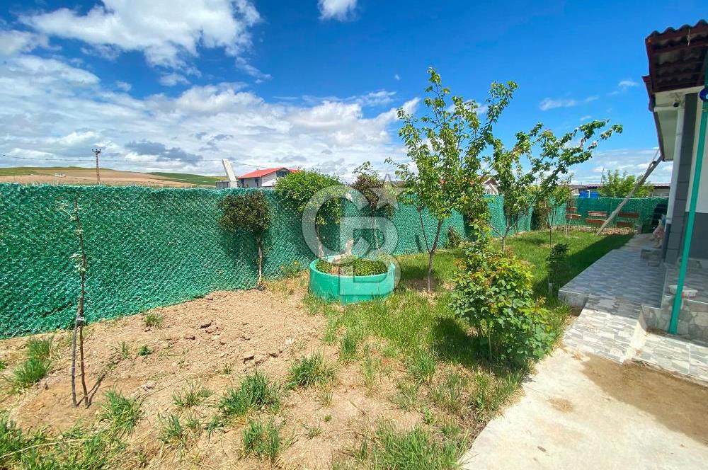 Satılık İmarlı Arsa ve 2+1 Müstakil Ev