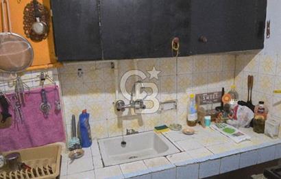 ÜSKÜDAR BAĞLARBAŞINDA BAHÇELİ 2+1 SATILIK DAİRE