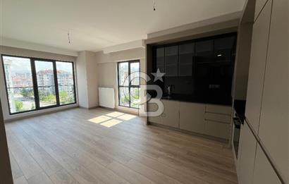 Macunköy Metro Yakını Relax Cadde- İlk Oturum 1+1 Kiralık Daire