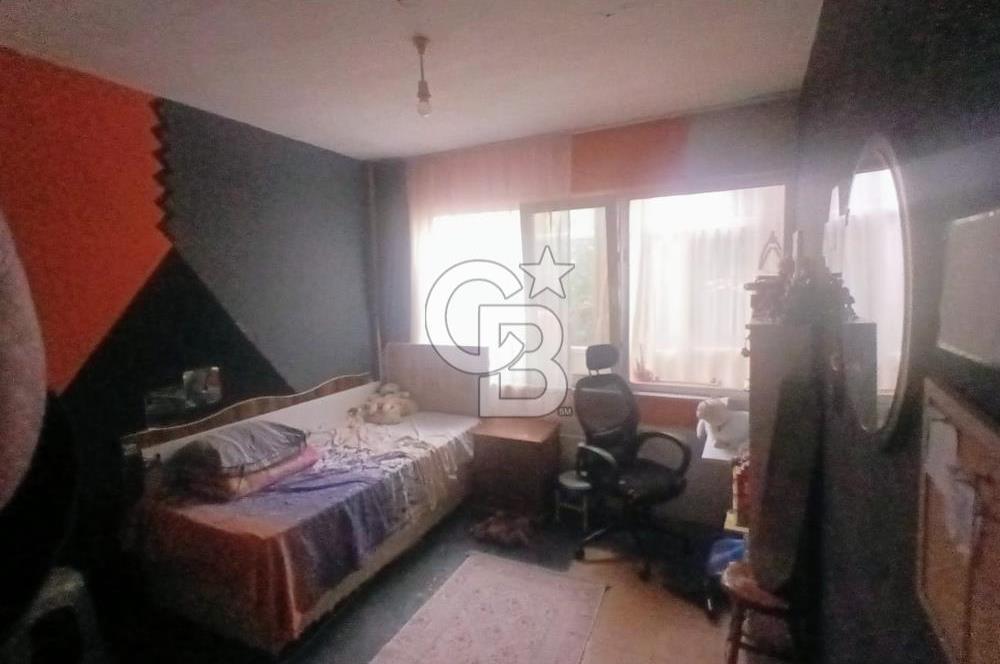 ÜSKÜDAR BAĞLARBAŞINDA BAHÇELİ 2+1 SATILIK DAİRE