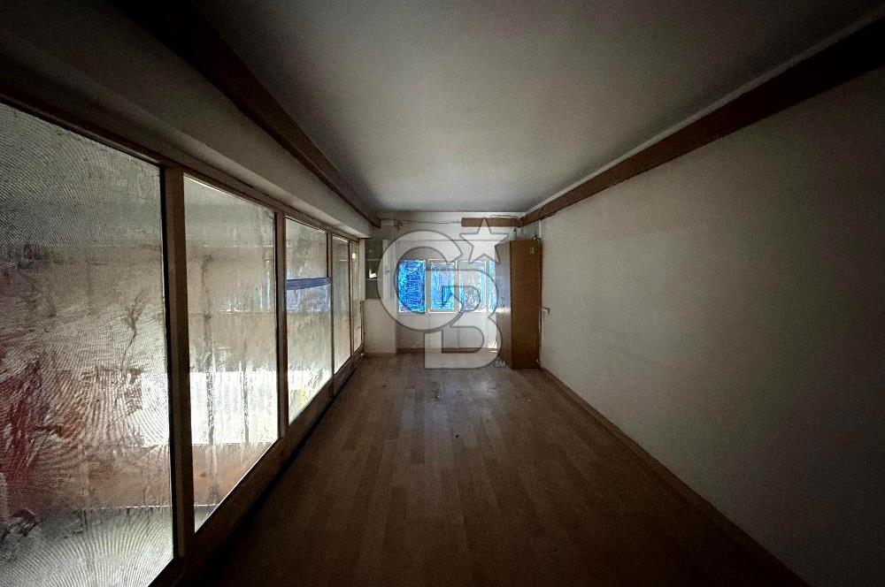 Bornova Çamdibi 2.Sanayide Kiralık İşyeri