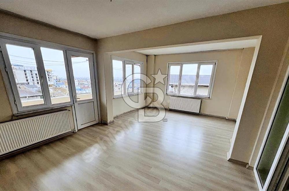 ÜSKÜDAR ÇAMLICADA 3+1 KİRALIK ARA KAT DAİRE MANZARALI