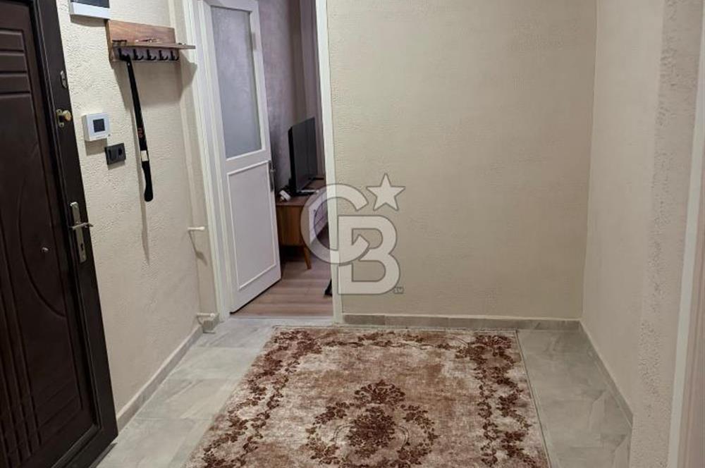 BUCA MERKEZİ LOKASYON BAHÇELİ EŞYALI KİRALIK 2+1 DAİRE