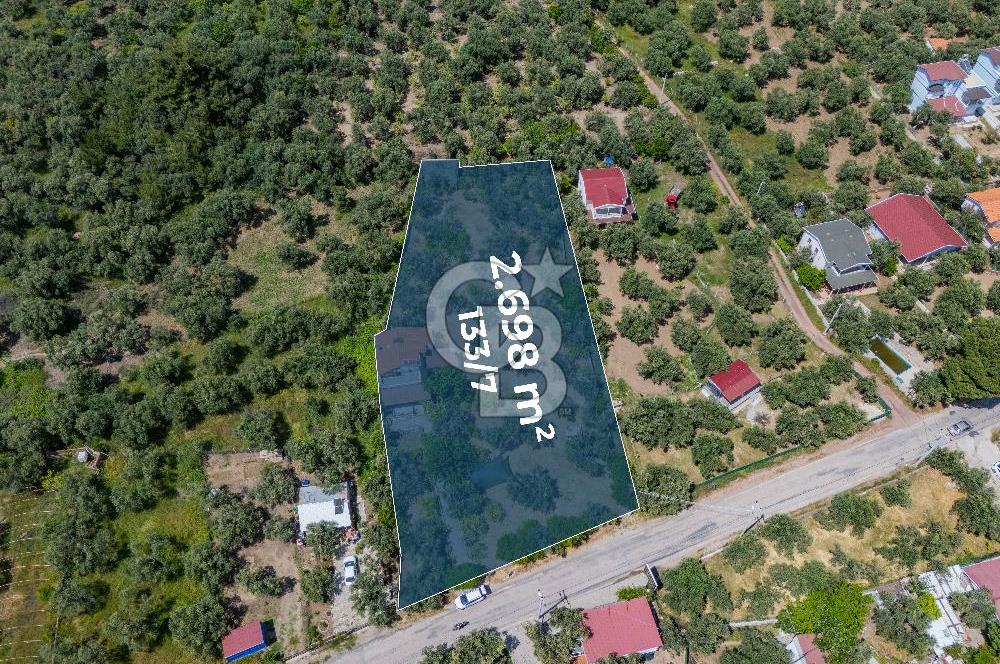 ASSOS AHMETÇE'DE DENİZE 90 m 2.698 m² BAHÇELİ ÇİFT GİRİŞLİ VİLLA